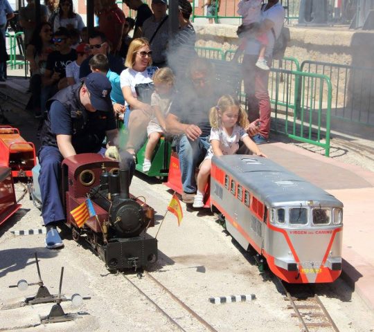 FCAT vv Ferrocarril Alicante Torrellano vapor vivo. Museo del Ferrocarril de Torrellano