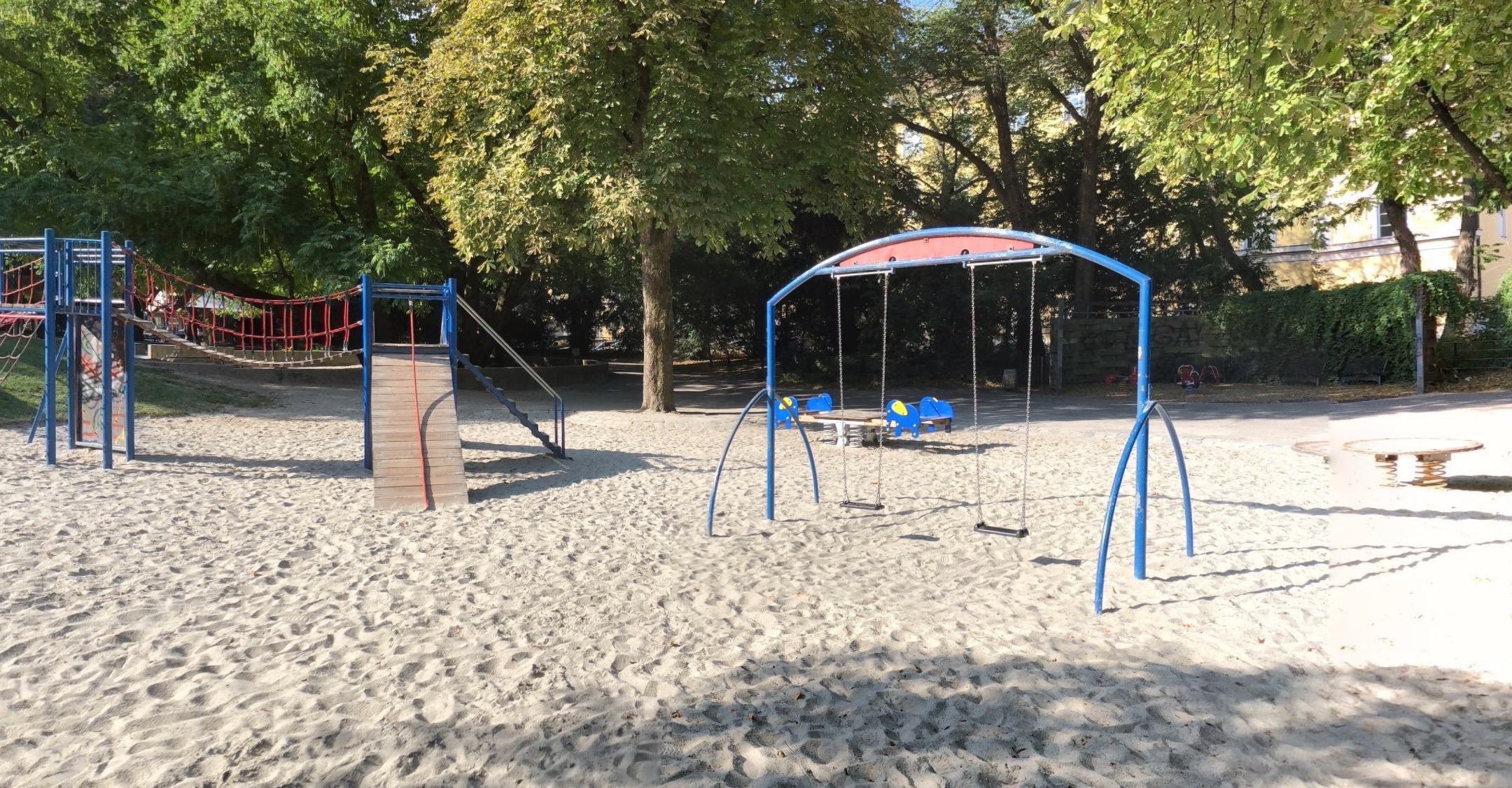 Playground in Nußbaumpark
